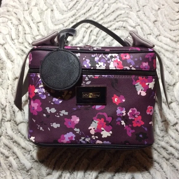 Betsey Johnson | Bags | New Betsey J Fascinating Floral Big  New Betsey J Fascinating Floral Big Bow Train Case main image 1